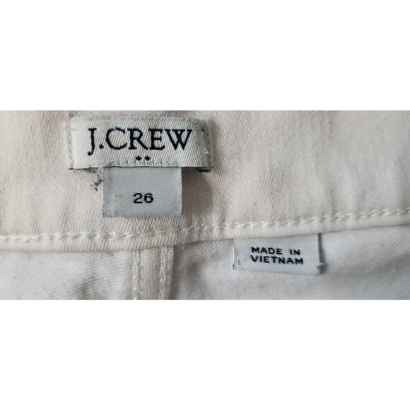 J. Crew White Mid-Rise Raw Cuffed Hem Denim Shorts Size 26 - Picture 8 of 8